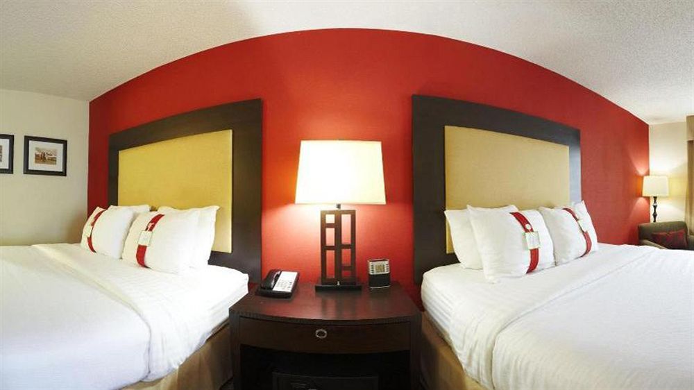 Holiday Inn Hotel Atlanta-Northlake, A Full Service Hotel Tucker Bagian luar foto
